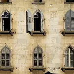 Studio Apartment In Porec With Balcony, Air Conditioning, Wi-Fi