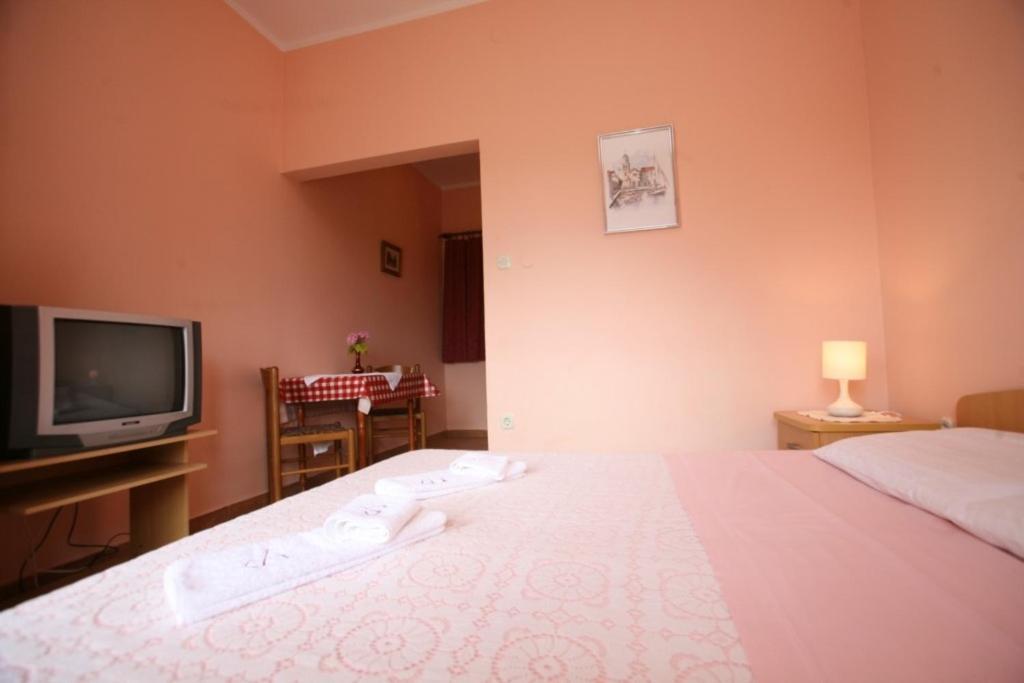 In With Balcony, Air Conditioning, Wi-fi *